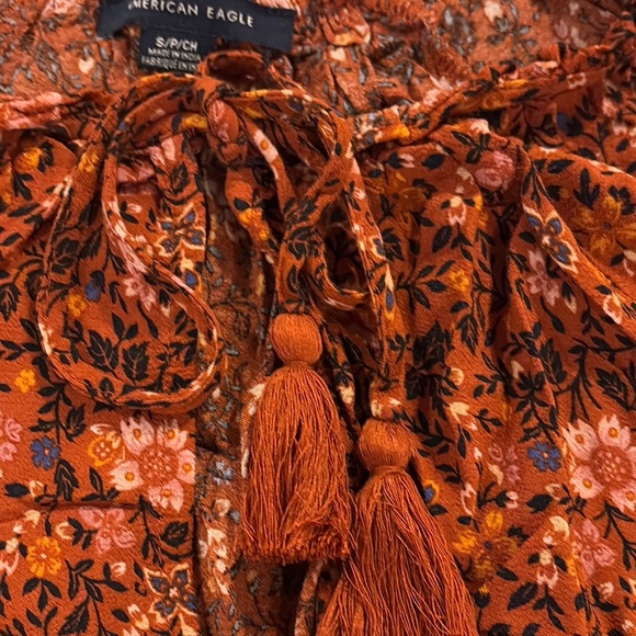 Ladies Floral Orange Peasant top by American Eagle (size Small) - Picture 6 of 6